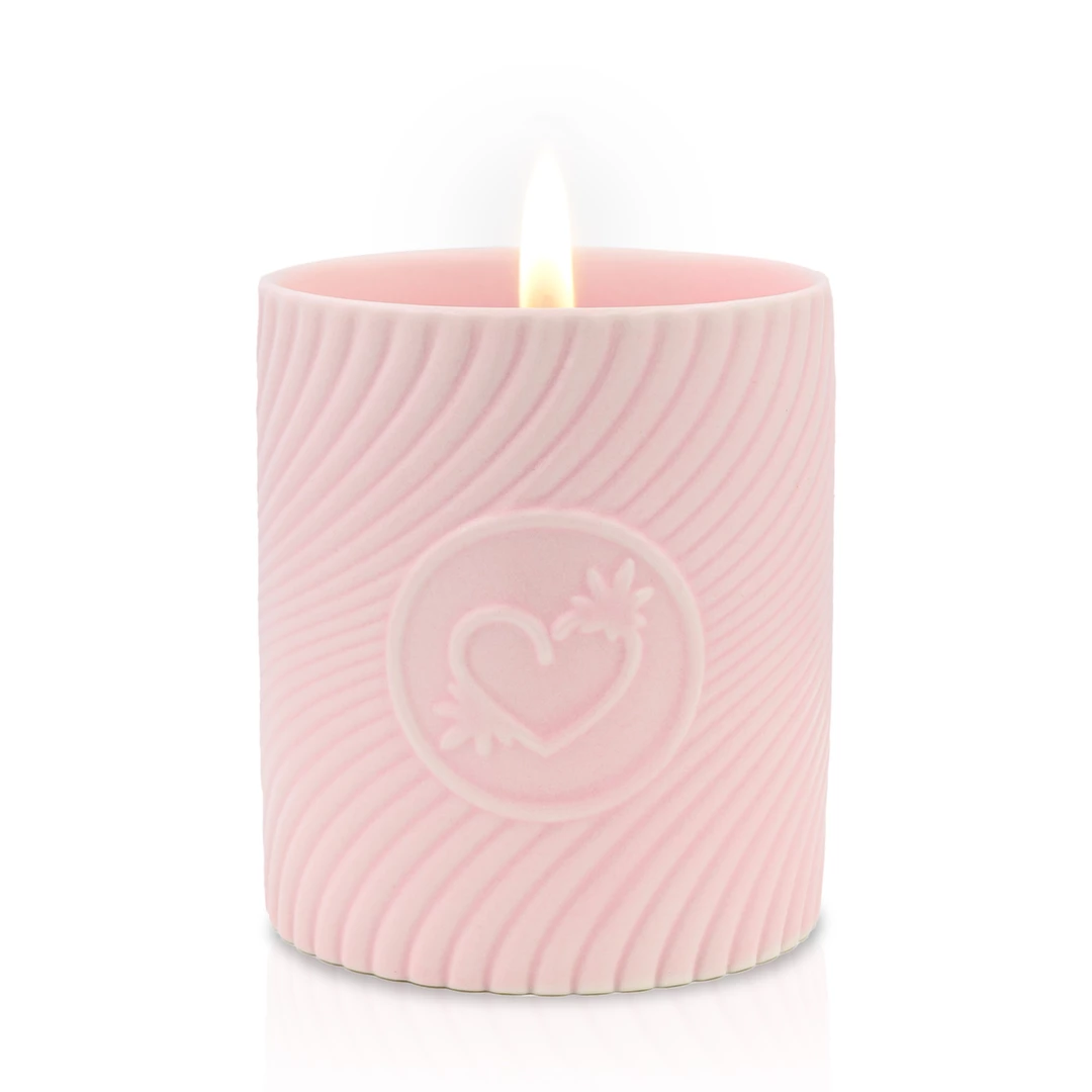 HighOnLove Pink Massage Candle Lychee Martini świeca do masażu 120ml