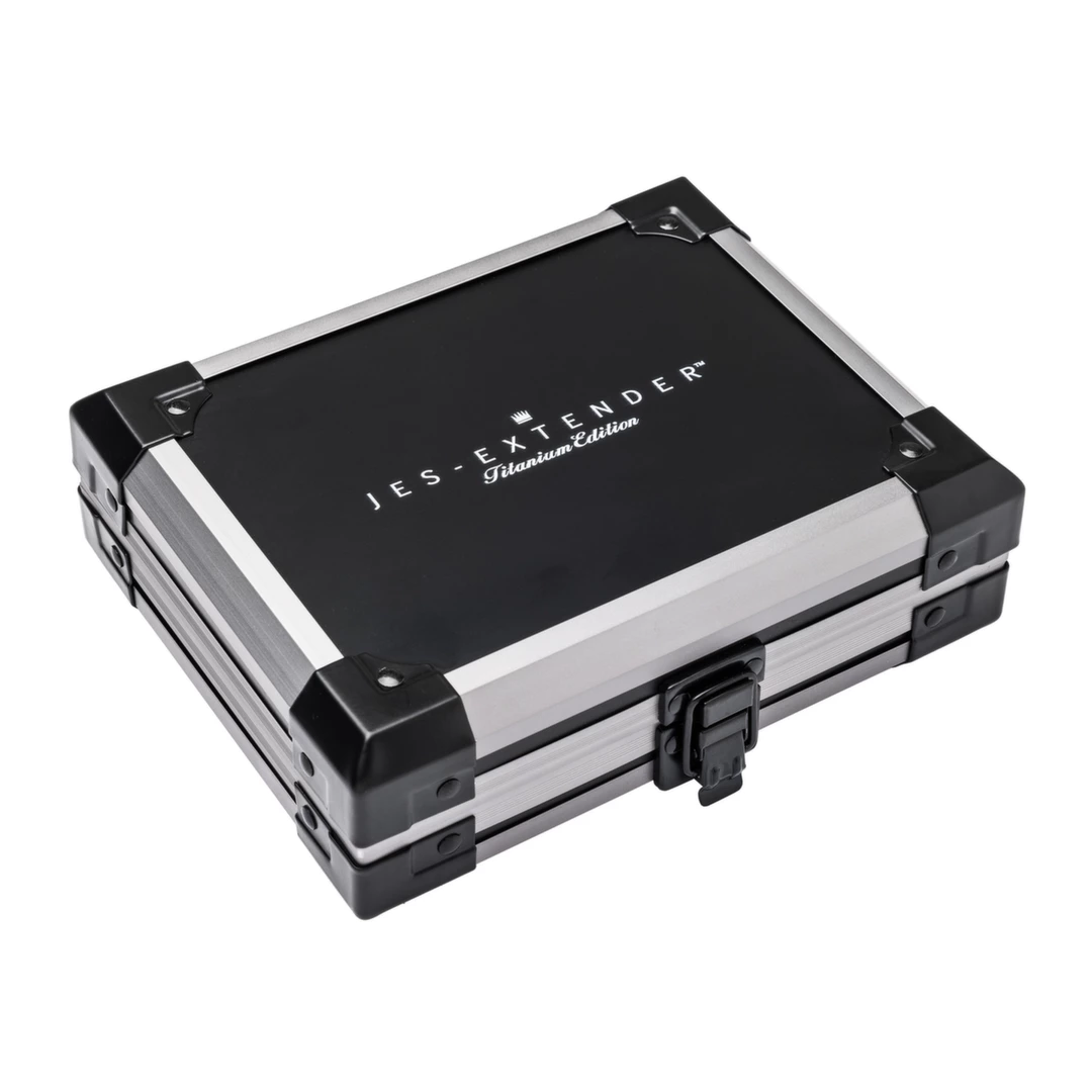 Zestaw do powiększania penisa wykonany z plastiku i metalu oraz silikonu w kolorze białym w etui Jes-Extender Titanium Penis Enlarger