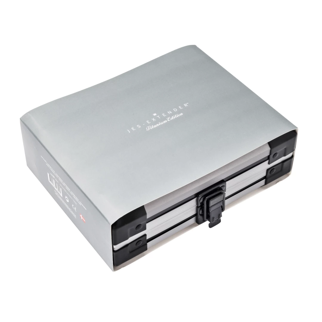 Zestaw do powiększania penisa wykonany z plastiku i metalu oraz silikonu w kolorze białym w etui Jes-Extender Titanium Penis Enlarger