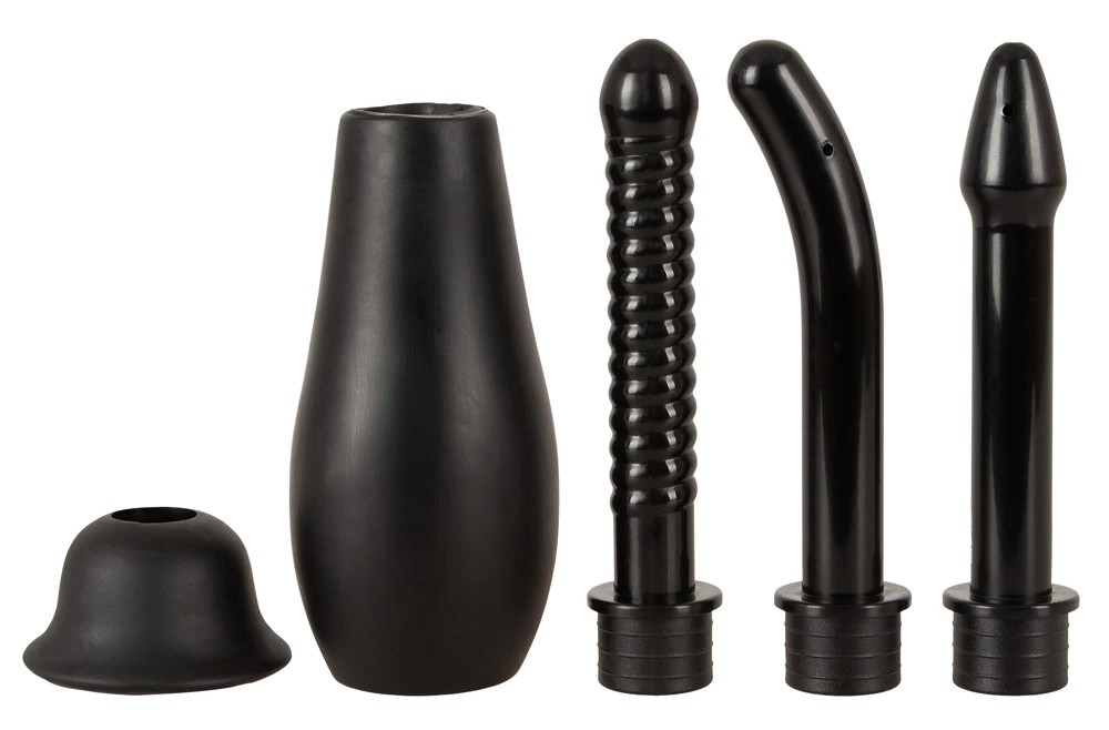 Zestaw gruszek analnych wykonanych z czarnego silikonu z różnymi nasadkami Bad Kitty Intimate shower