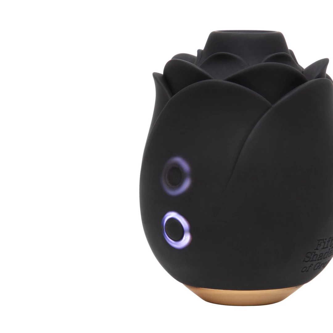 Czarny silikonowy wibrator w kształcie róży do stymulacji łechtaczki z podciśnieniem Fifty Shades of Grey Suction Rose 