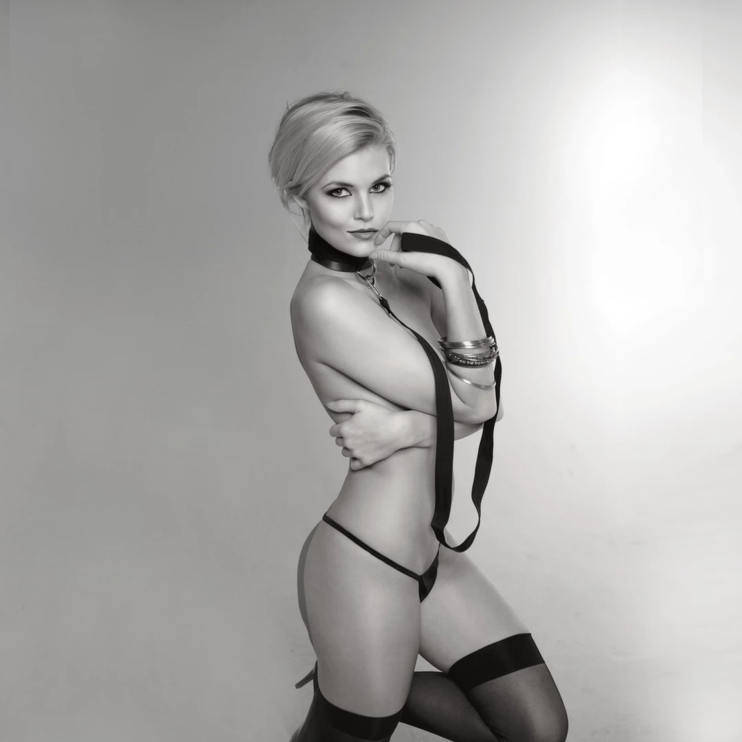 Obroża i smycz - Sportsheets Sex & Mischief Leash & Collar Black